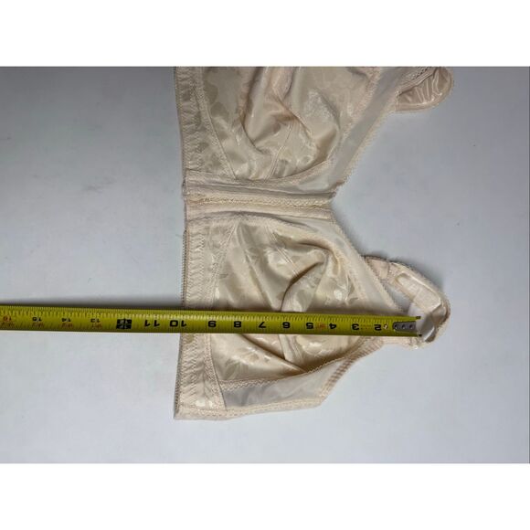 Playtex 469518 Hour Ultimate Shoulder Comfort Beige  Wireless Bra Sz 46C - Picture 4 of 13